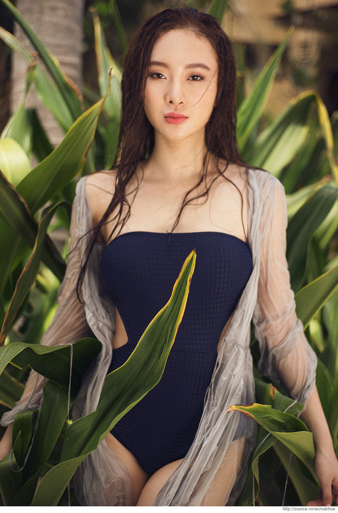 丰满的秘书2在线观看